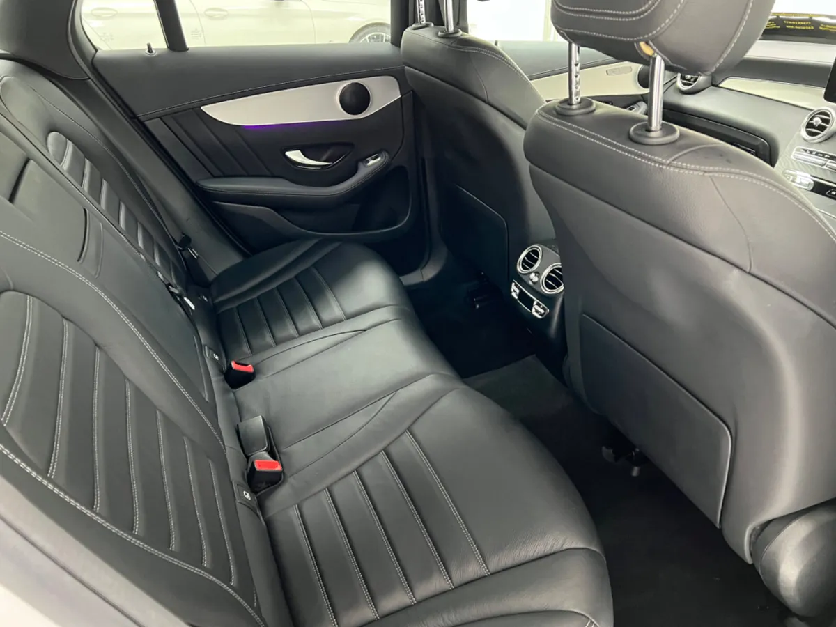 Mercedes-Benz GLC 2022 Diesel - Image 4