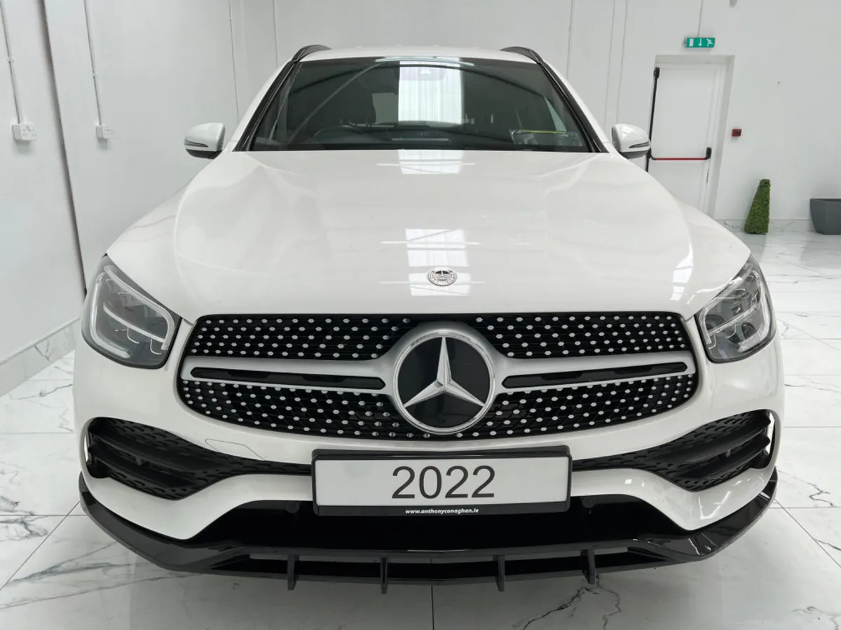 Mercedes-Benz GLC 2022 Diesel - Image 2