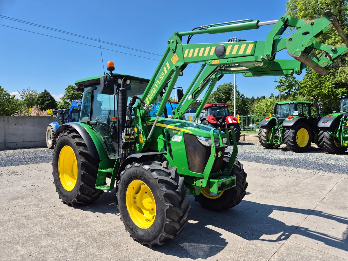 John Deere 5115M 2016 - Image 1