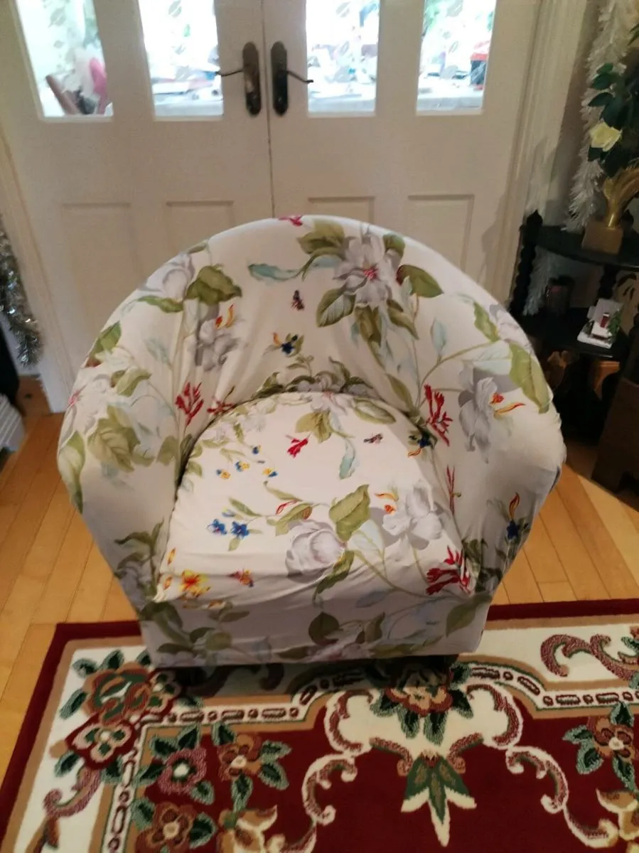Tub Chair - Image 1