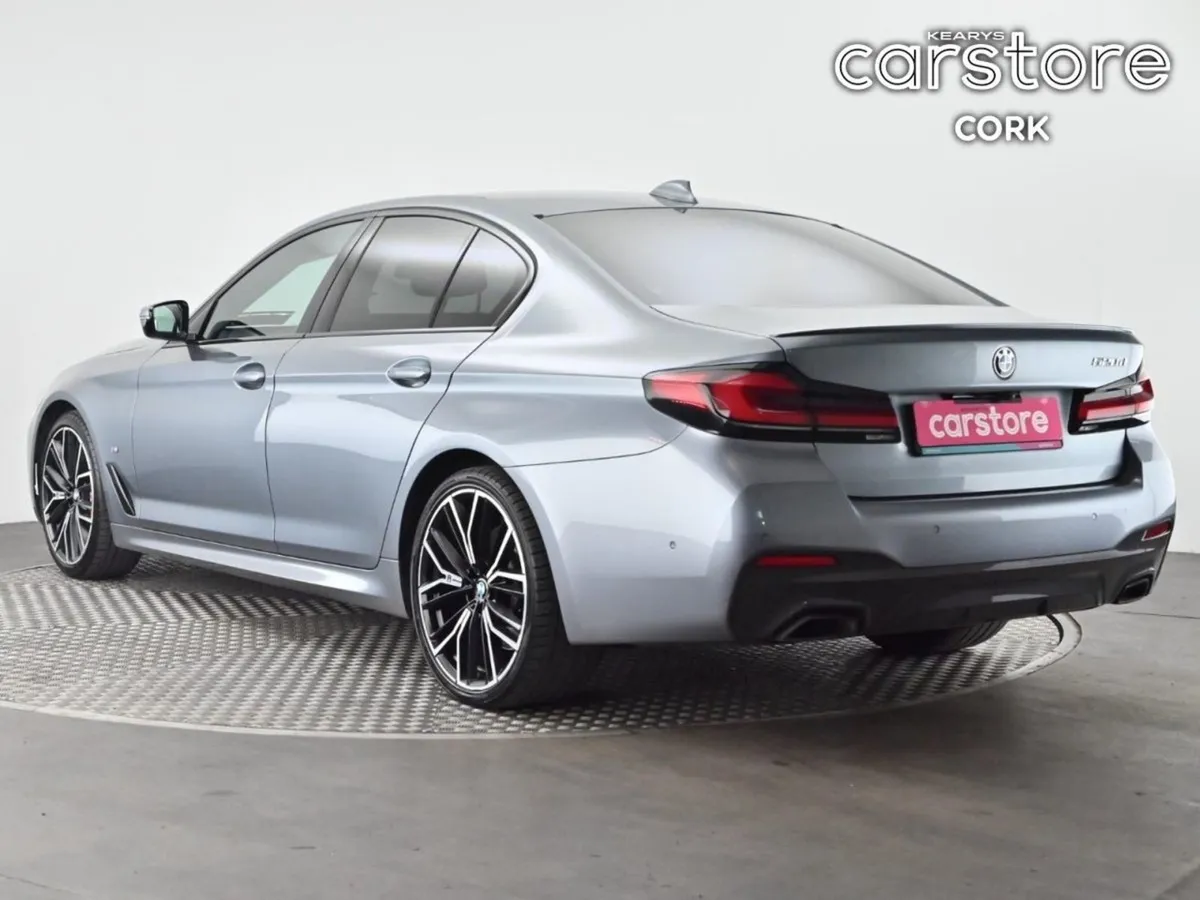 BMW 5 Series 520d M Sport (mht) 18 - Image 3