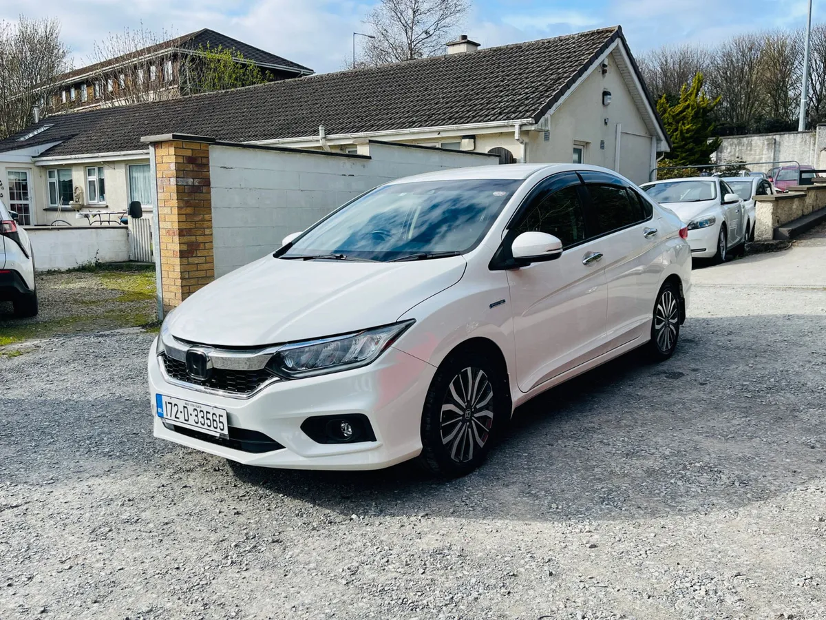 Honda Grace 2017 Exclusive Facelift Model - Image 3