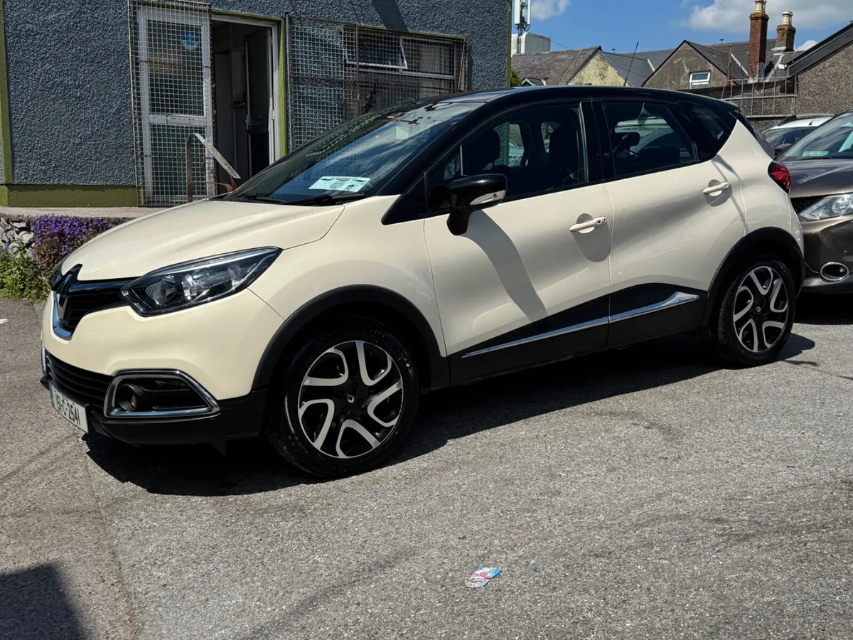 Renault Captur Lovely high driving position - Image 2