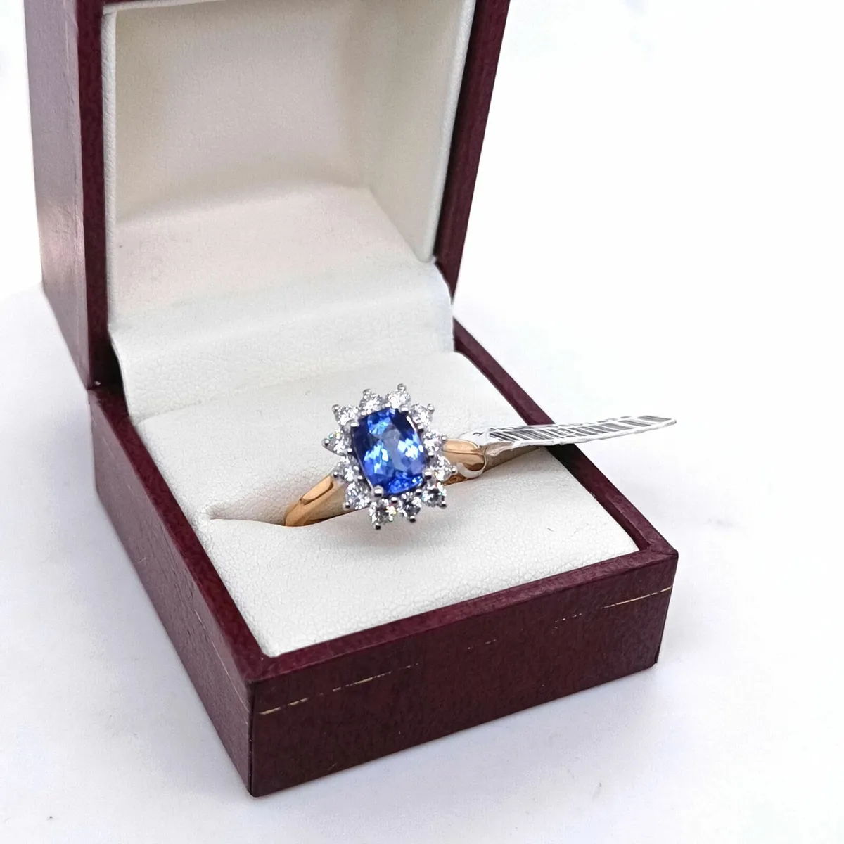 Cushion Tanzanite & Diamond Ring, 18k Yellow Gold - Image 4