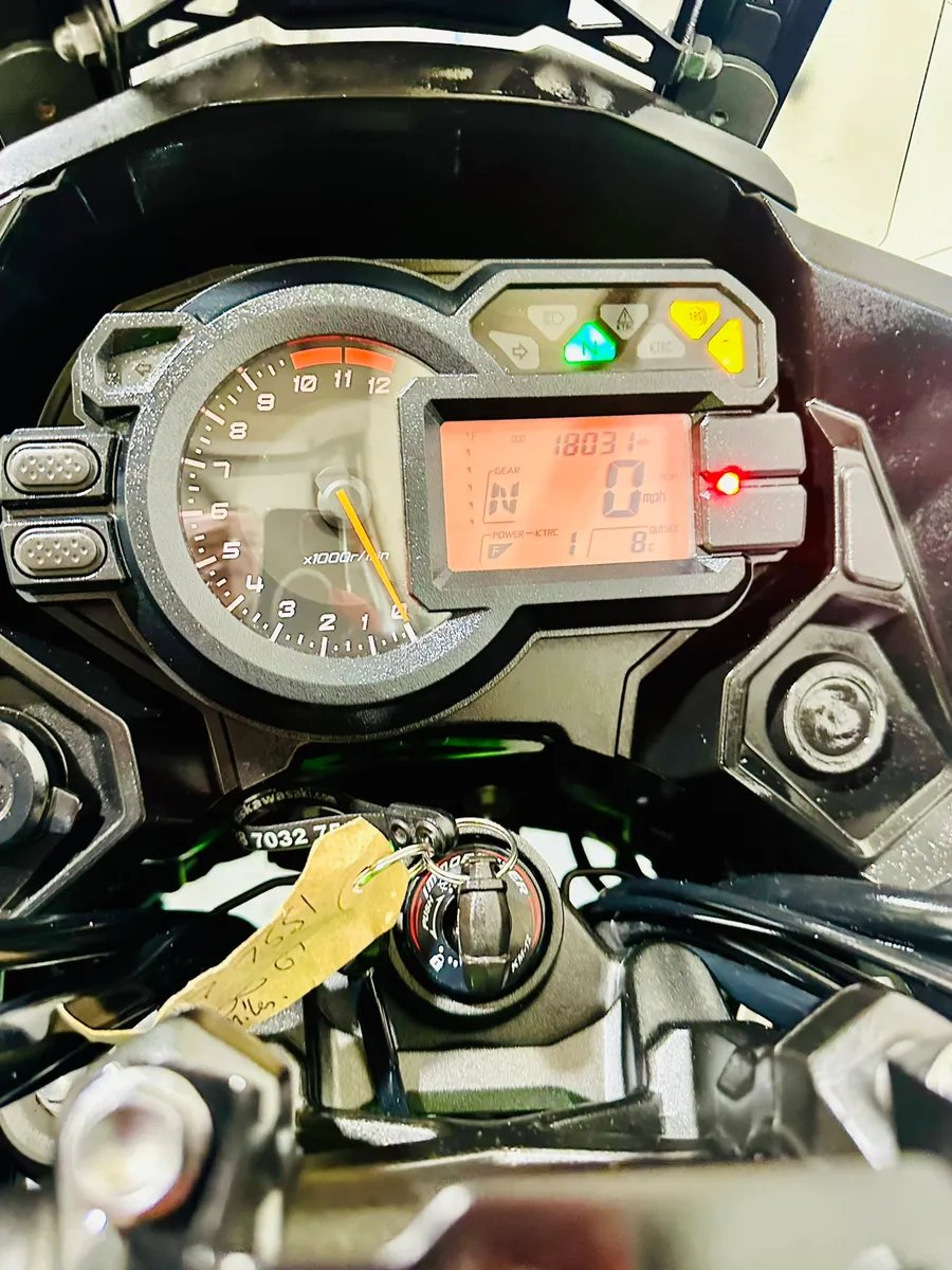 KAWASAKI VERSYS 1000 2018 - Image 3