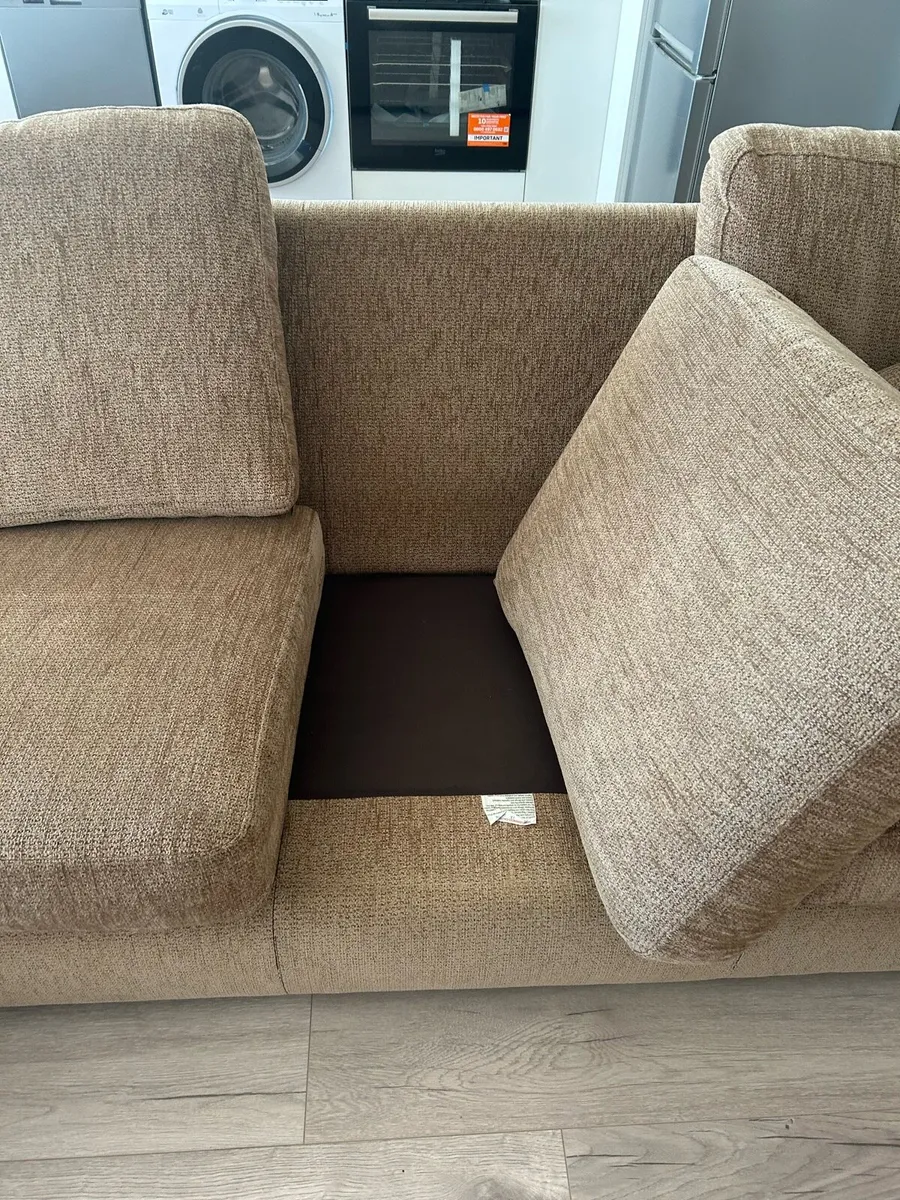 L shaped couch - Image 4