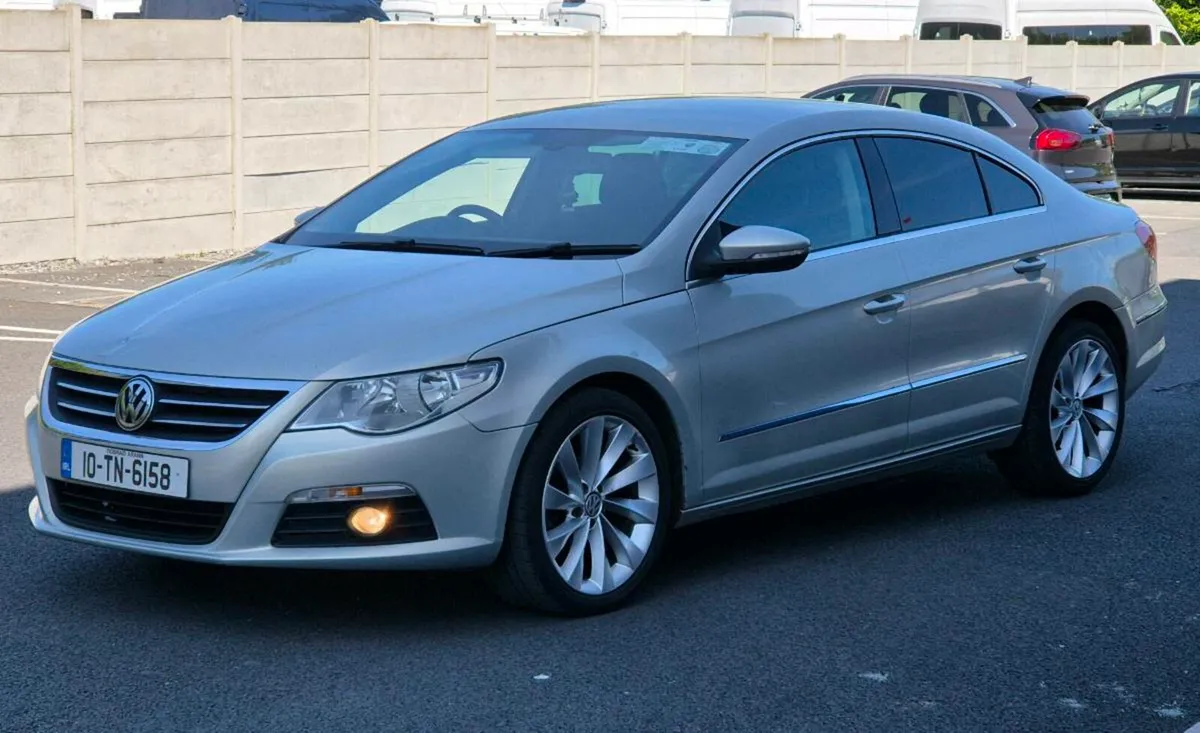 2010 Volkswagen Passat CC - Image 2