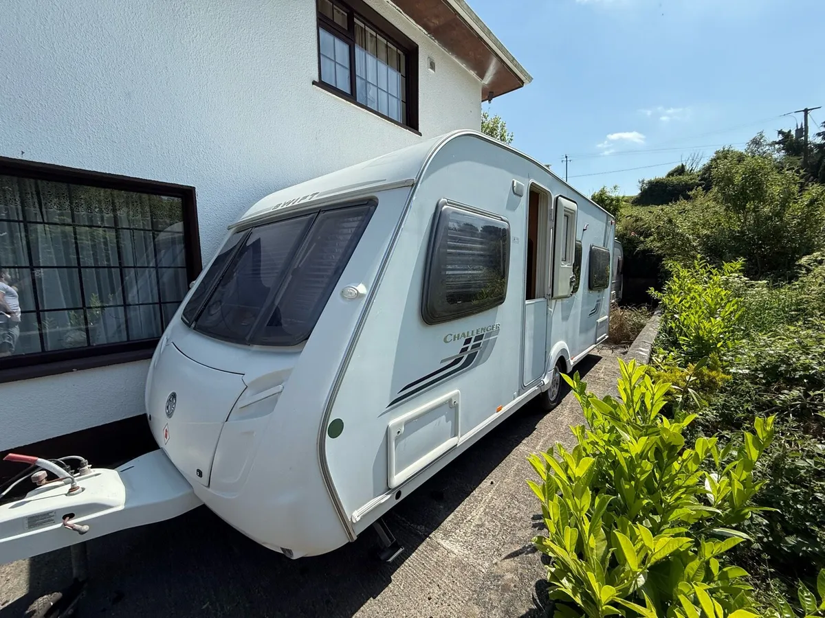 Swift Challenger Caravan - Image 1
