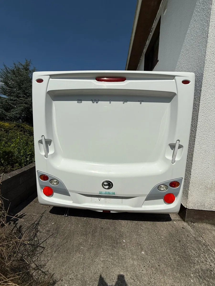 Swift Challenger Caravan - Image 4