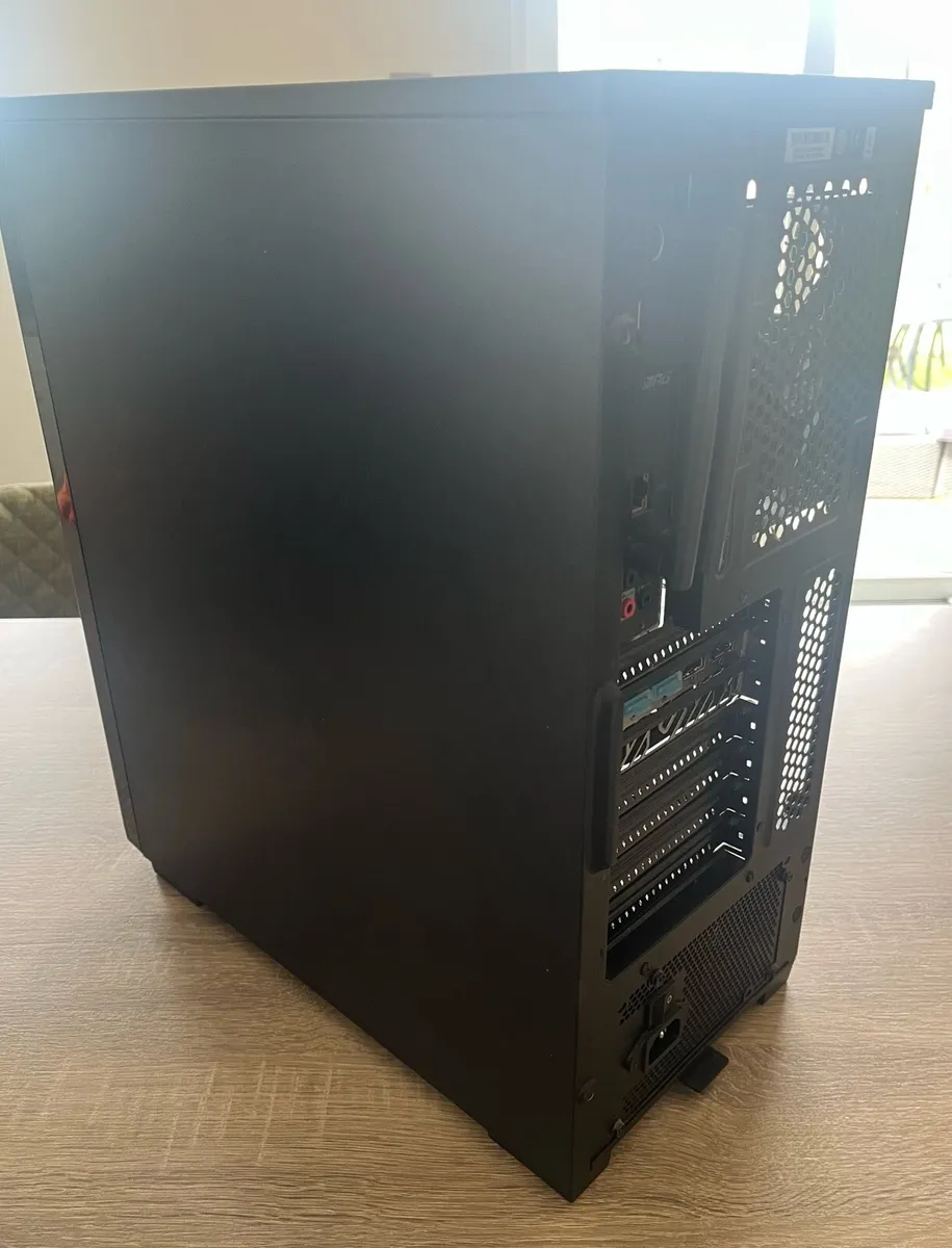 Gaming PC - RX 6600 | i5 10400 | 16GB - Image 2