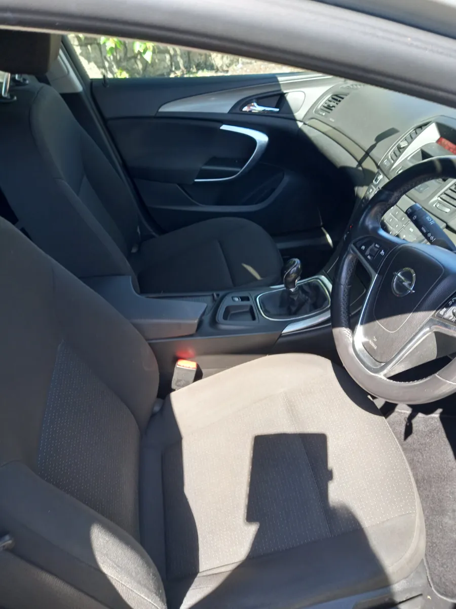 2012 Opel Insignia 2L Diesel - Image 3