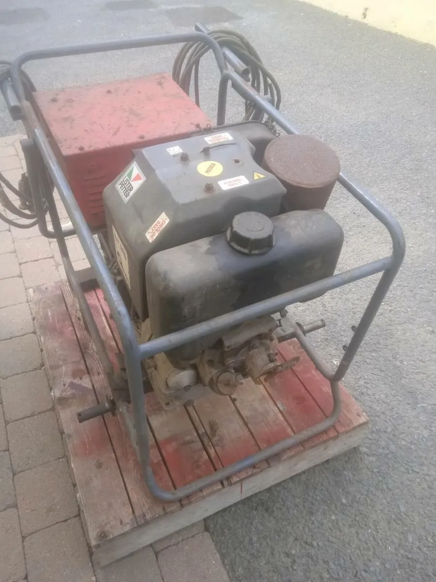Welder - Image 4