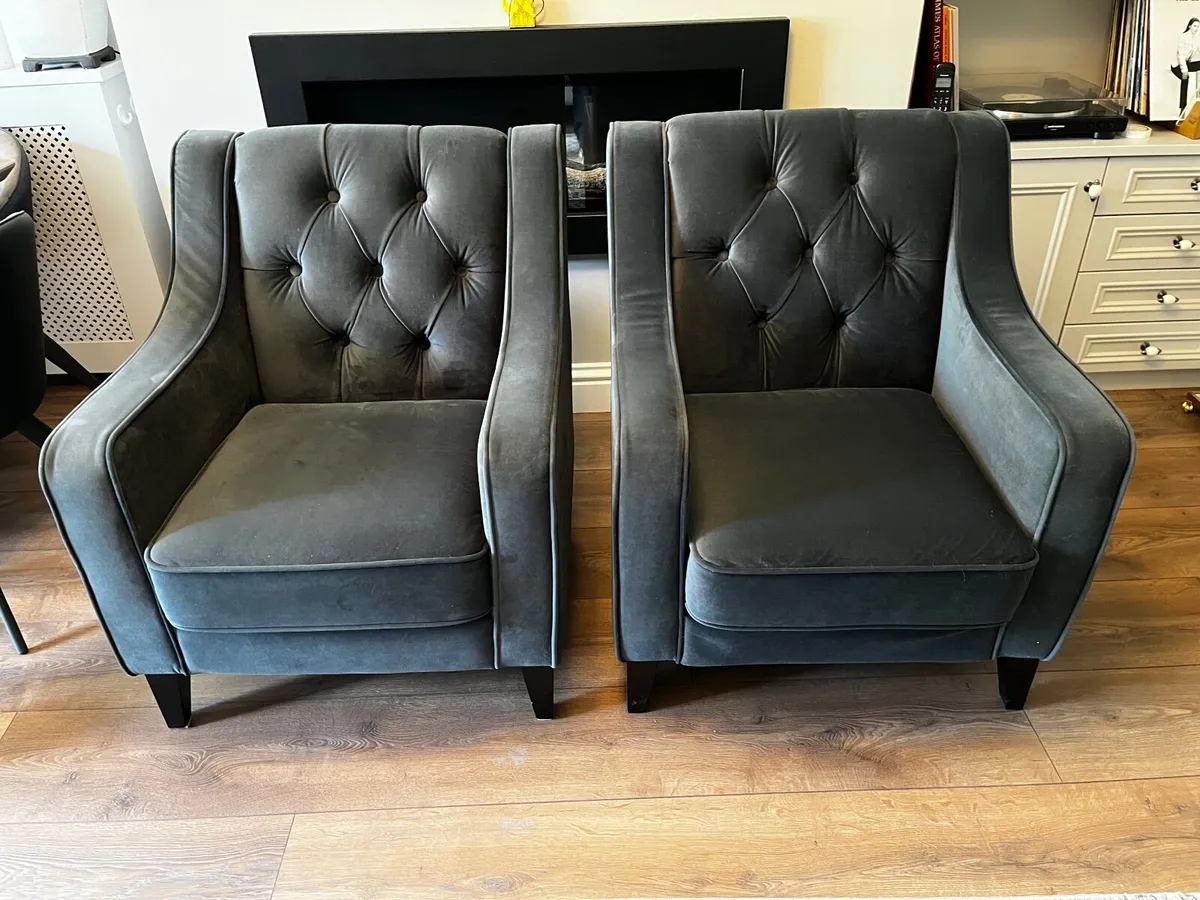 Two armchairs - Image 1
