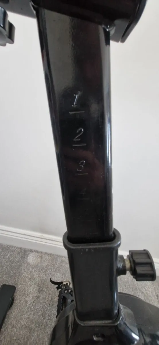 Exercise bike - Image 3