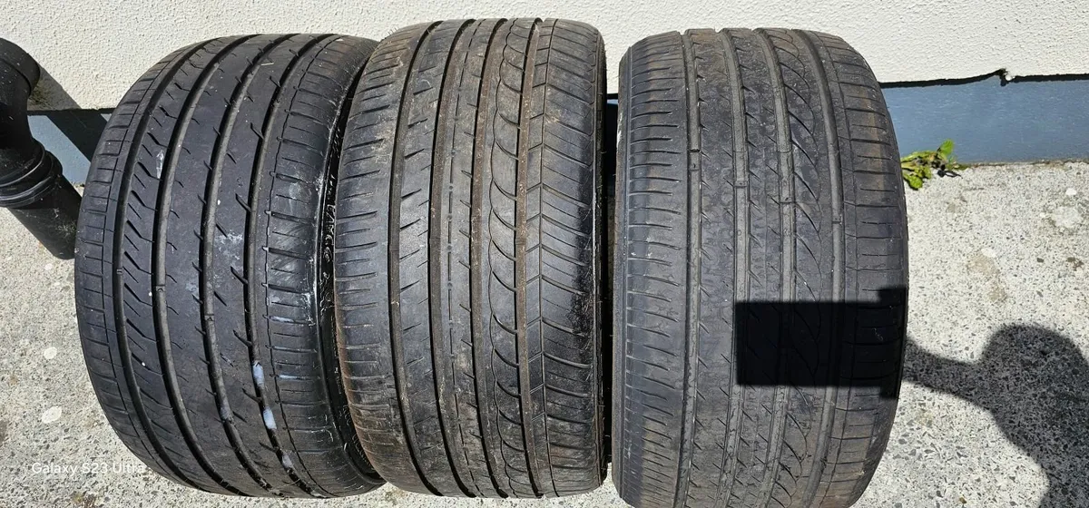 265 30 19 run flats - Image 1