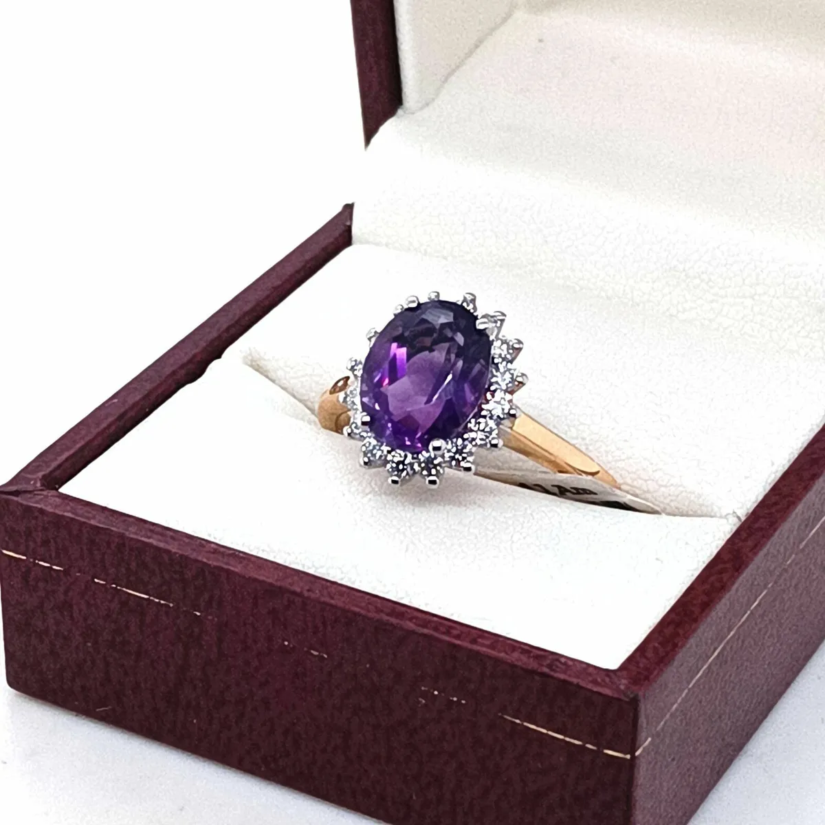 Oval Cut Amethyst & Diamond Ring, 18 K Yellow Gold - Image 4