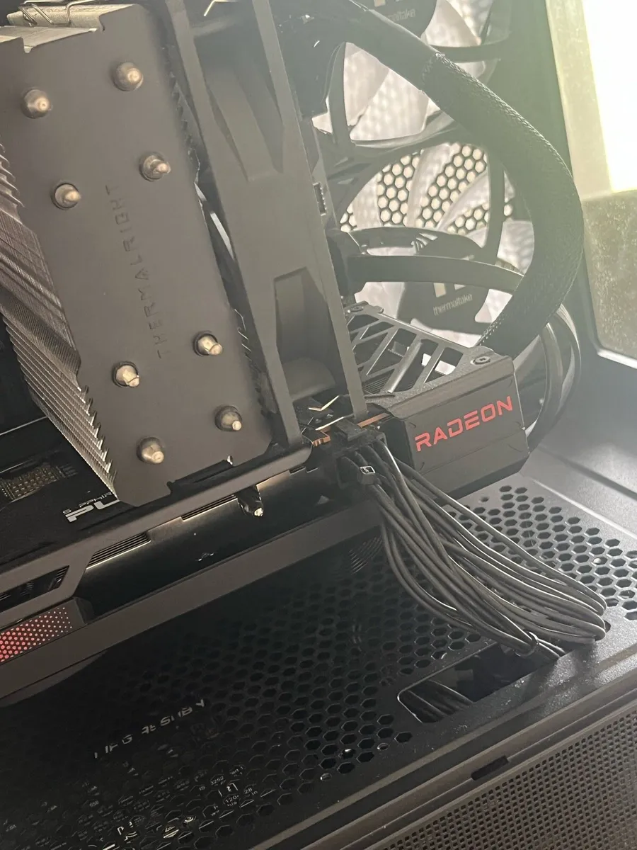 High End Gaming PC - RX 7600 | i5 12400F | 32GB - Image 3