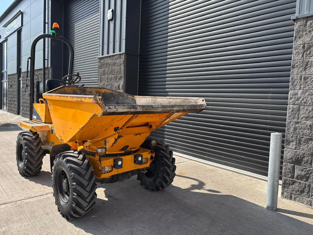 2017 Thwaites 3t swivel Tip Dumper - Image 2