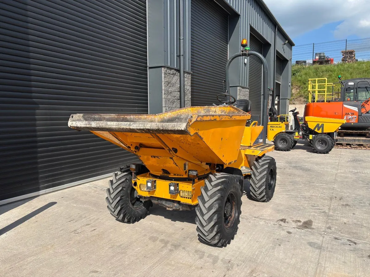 2017 Thwaites 3t swivel Tip Dumper - Image 4