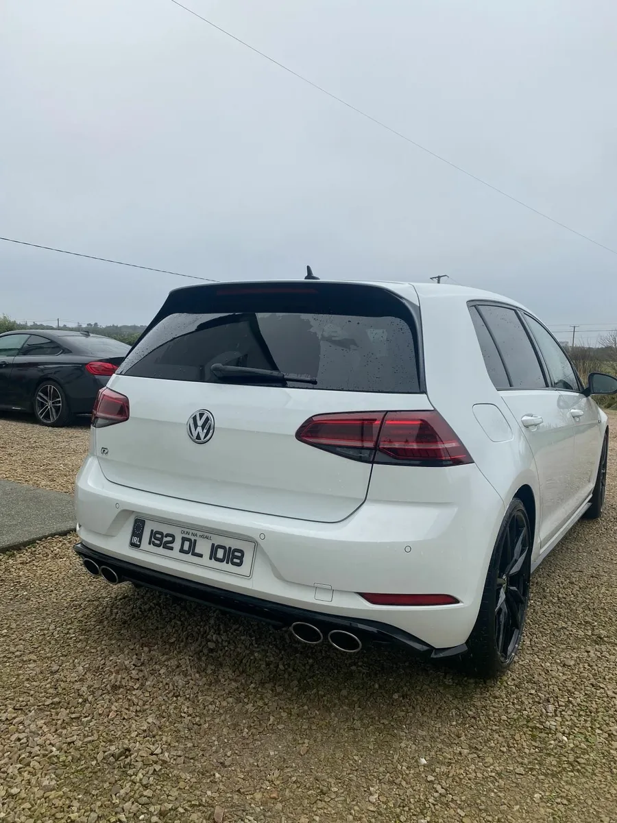 Volkswagen Golf 2019 R 4motion DSG - Image 3