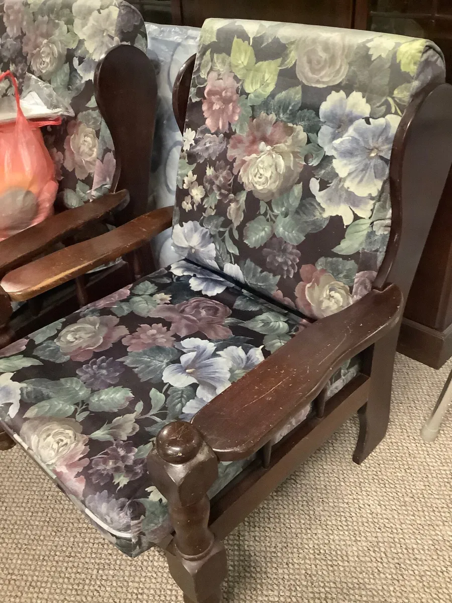 Suite of furniture - Image 3