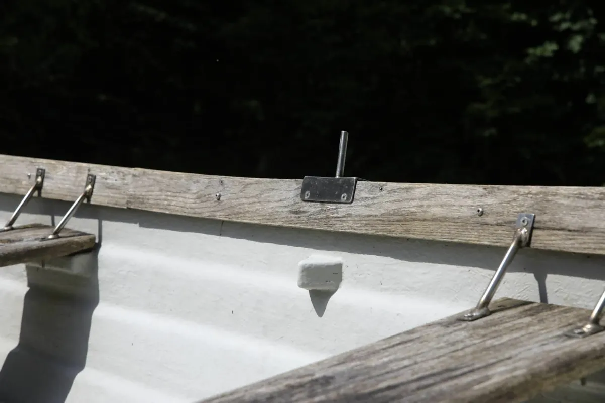 18ft rowing boat and trailer - Image 3