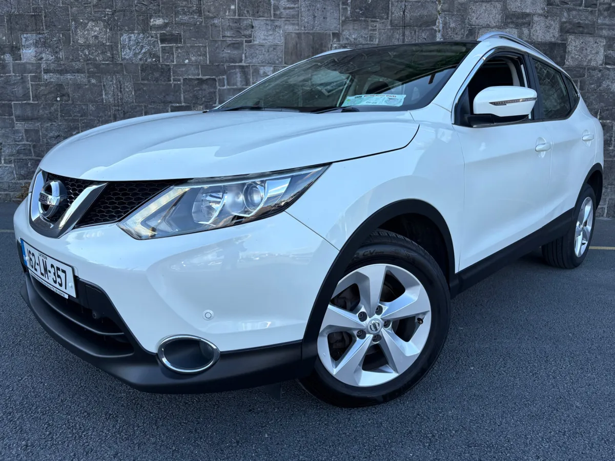 16 Nissan Qashqai!! Trade ins welcome! Warranty👍 - Image 3
