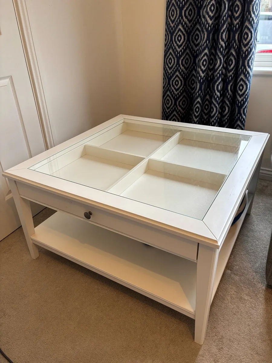 IKEA table