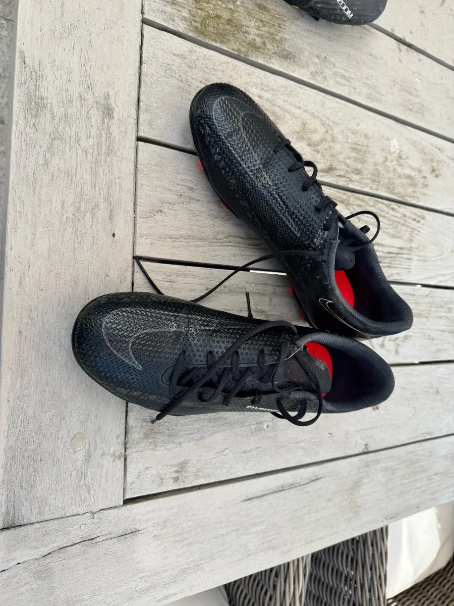 Kids Football boots - Image 4