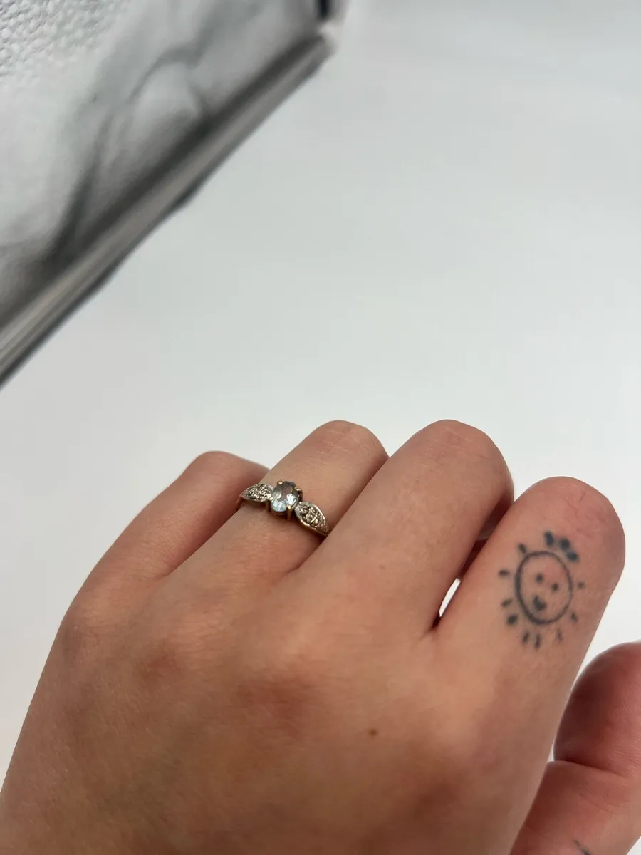 9ct aquamarine & diamond ring - Image 3