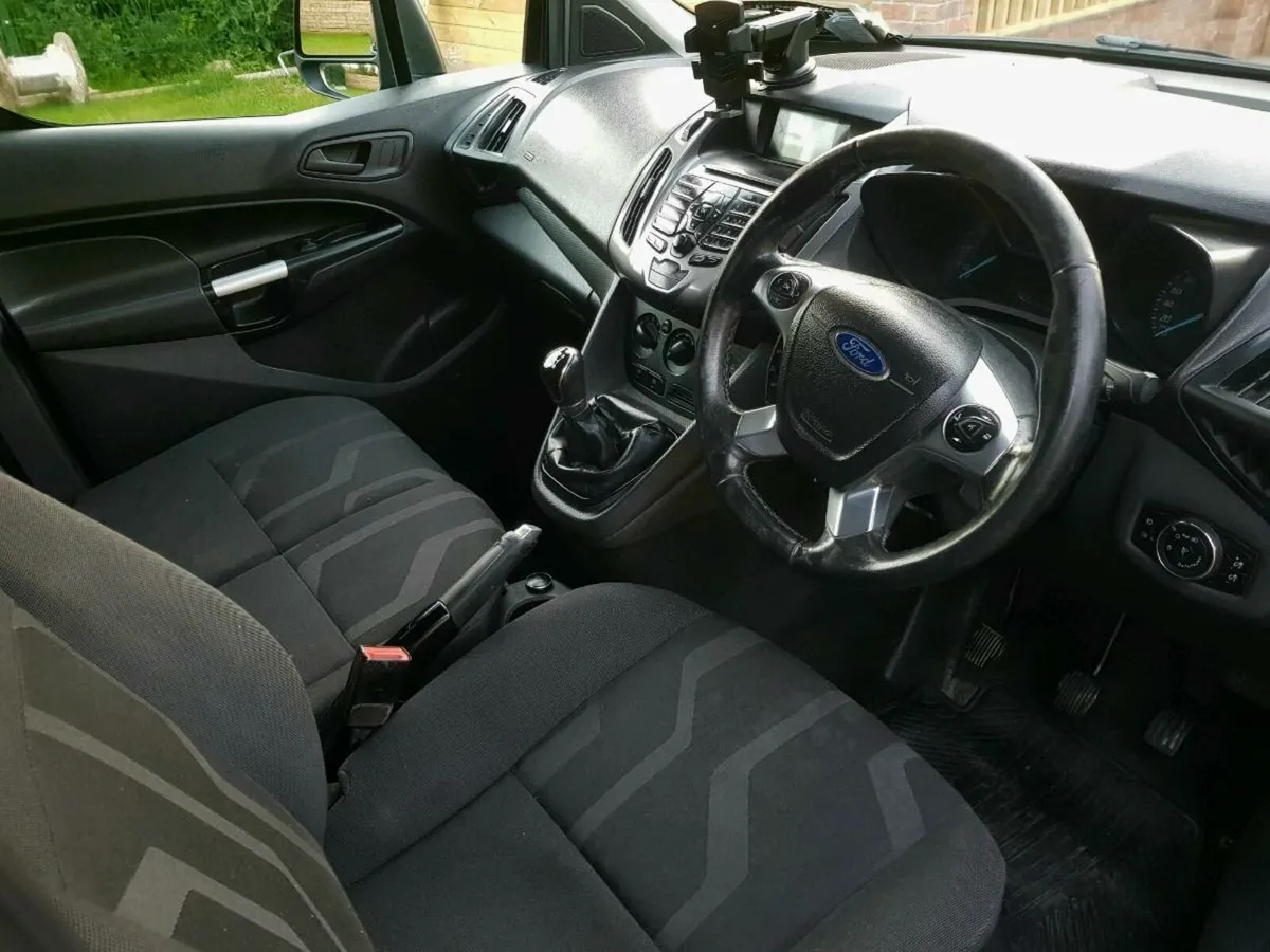Ford transit connect - Image 2