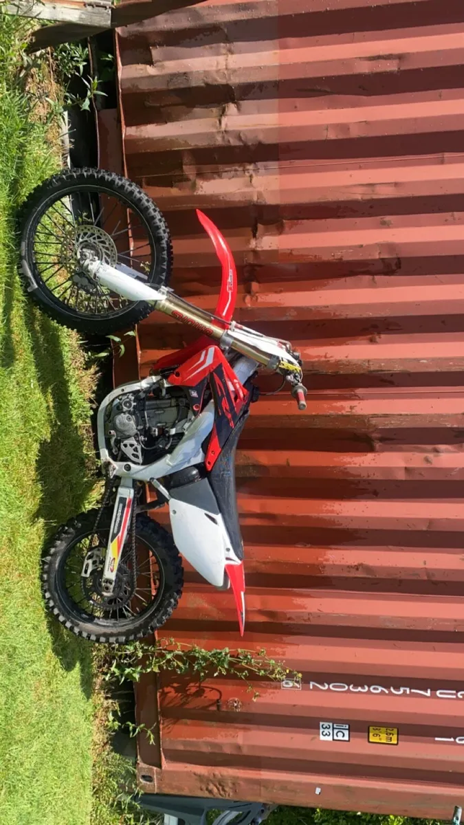 Motorcross Bike - Image 3