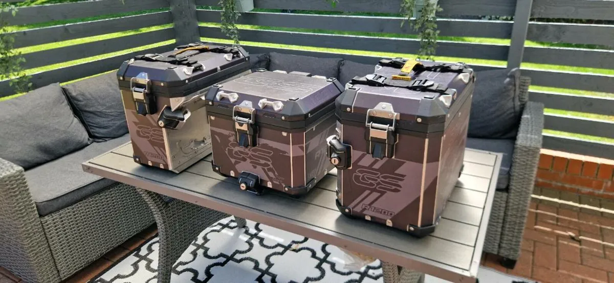 BMW aluminium luggage boxes - Image 2