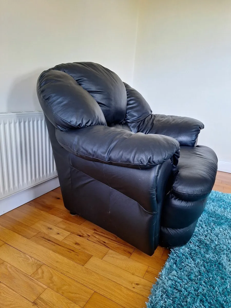 Armchairs - Image 2