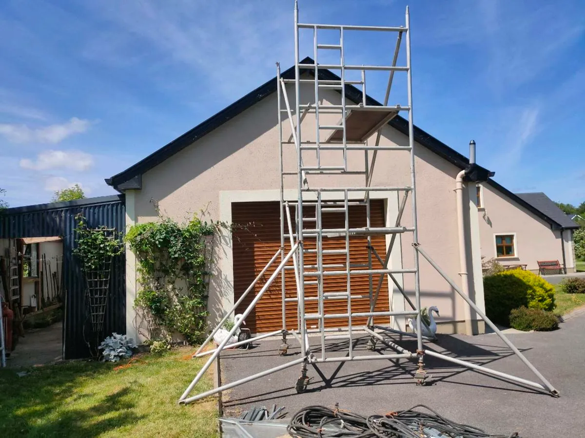4 stage heavy duty scaffolding - Image 1