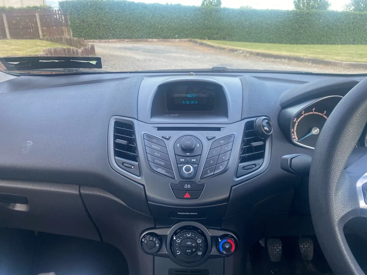 Ford Fiesta 2013 - Image 4