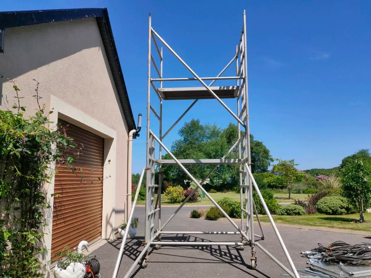 4 stage heavy duty scaffolding - Image 2