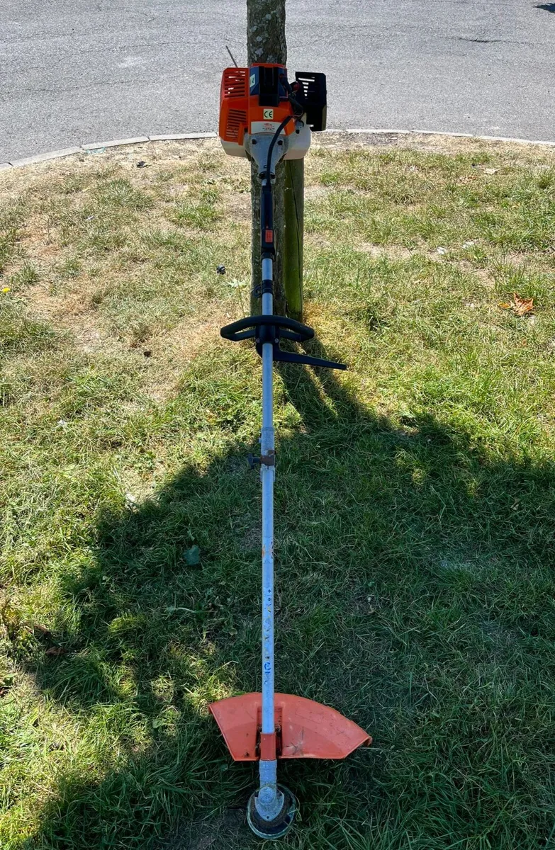 Grass Strimmer - Image 2