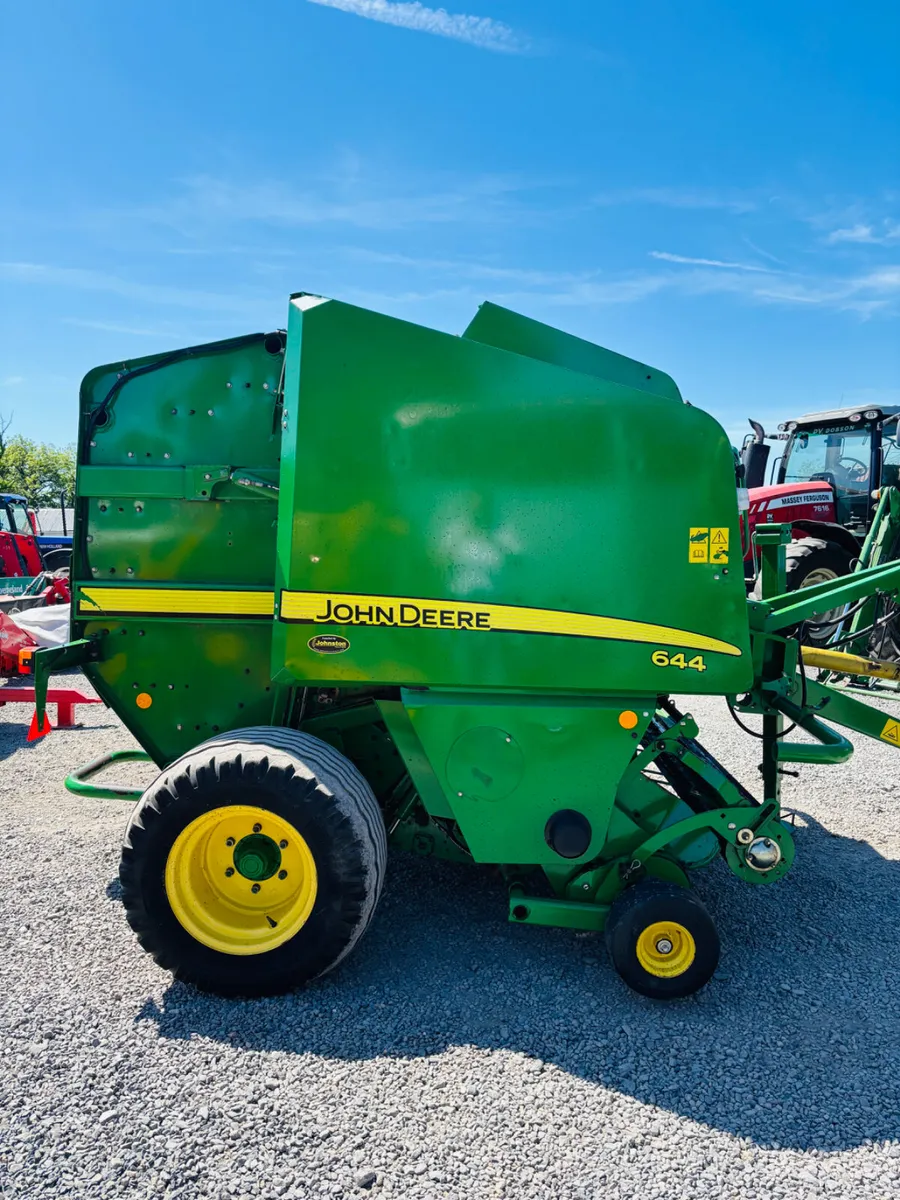 John Deere Round Bailer - Image 1