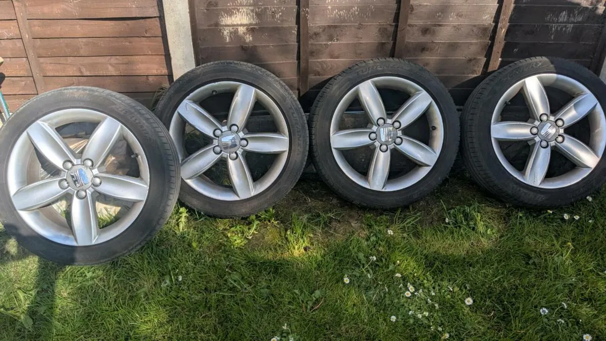 Genuine Alloy Wheels with tyres - Image 1
