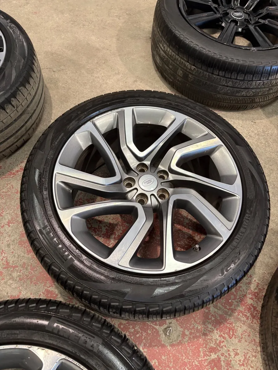 21" Two Tone Range Rover Wheels - Image 1
