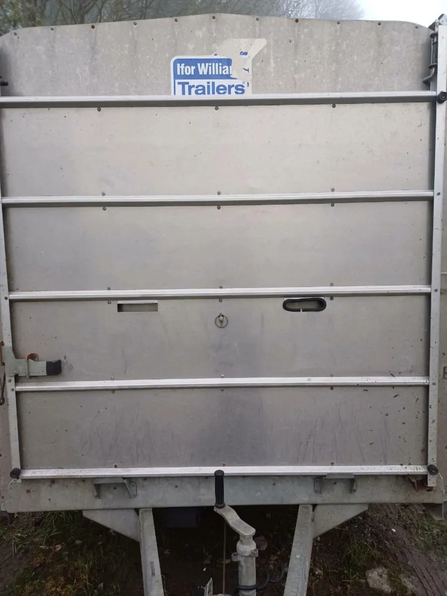 Ifor williams 12ft , 14ft divider gate - Image 1