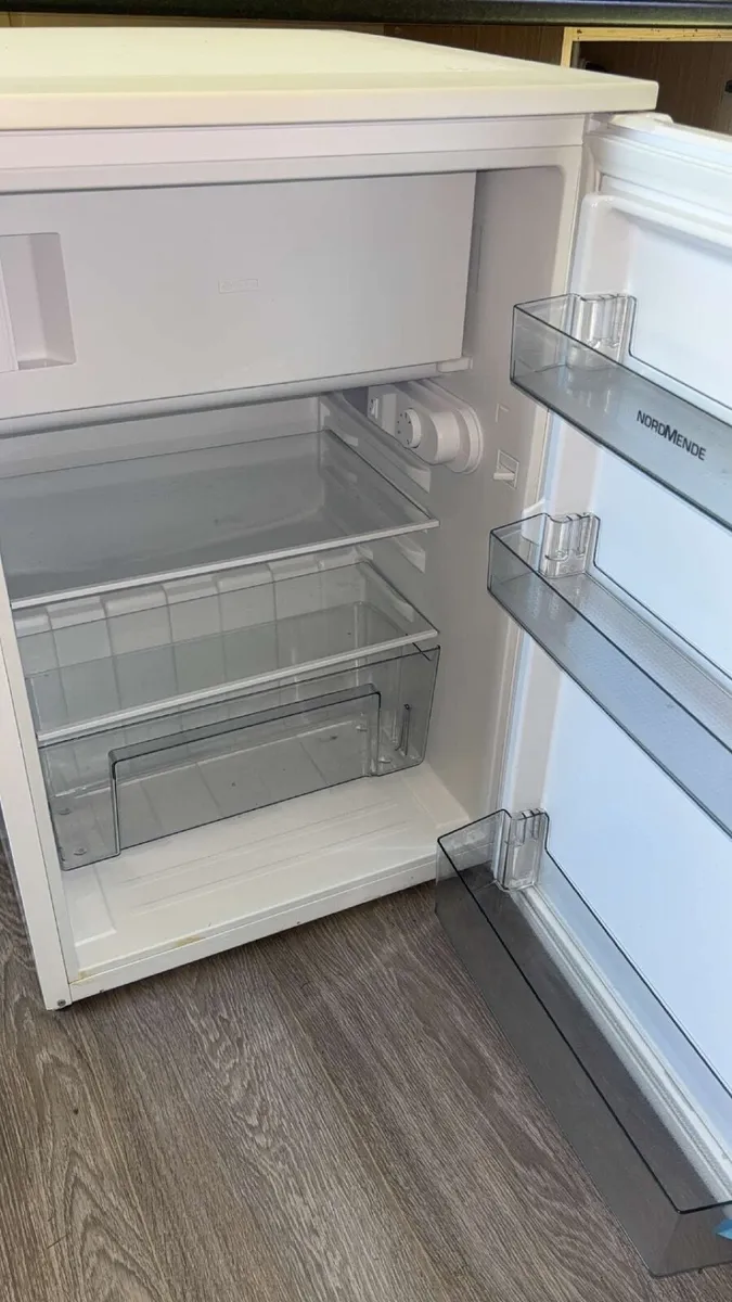 Fridge - Image 2