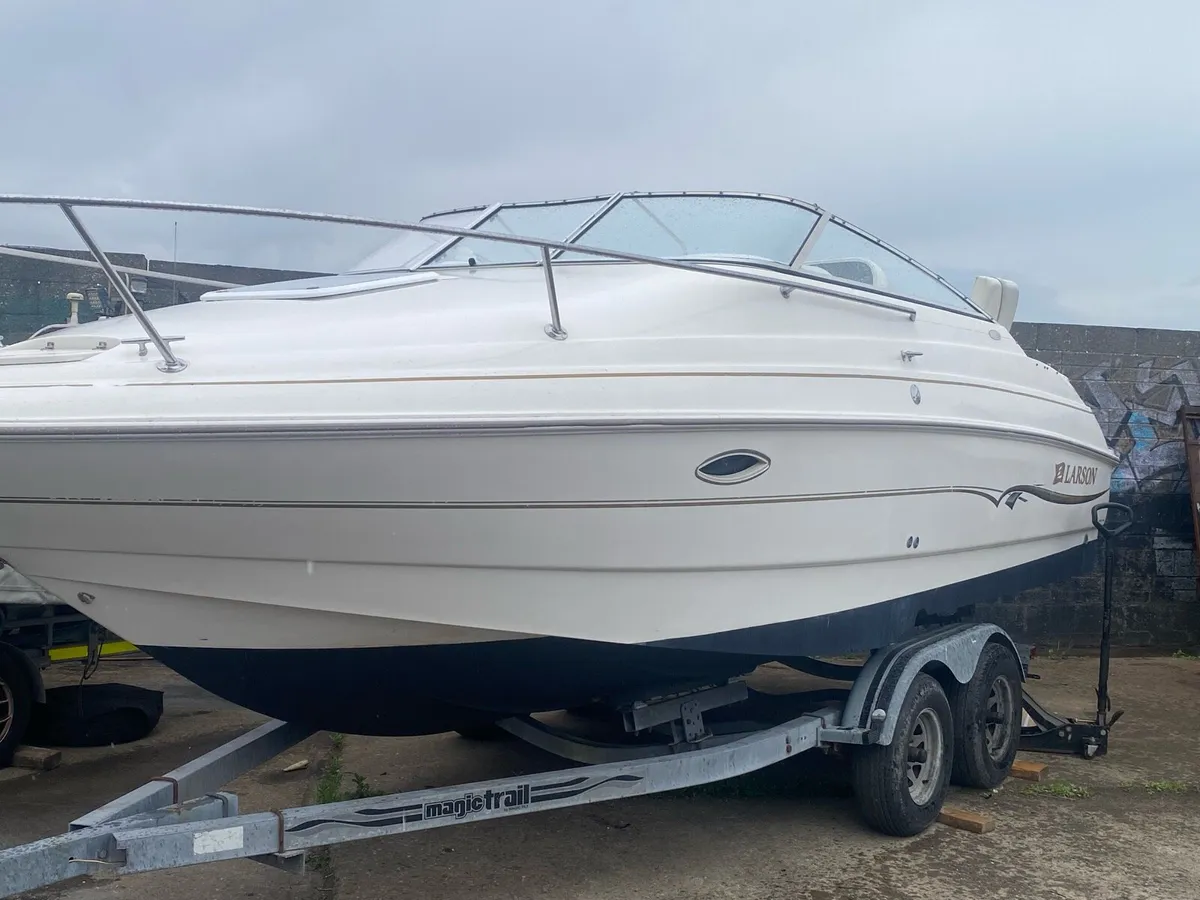 Immaculate Larson 220 Cabrio - Image 1