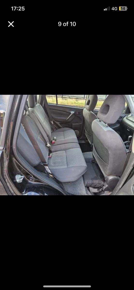 Toyota RAV4 2005 - Image 2