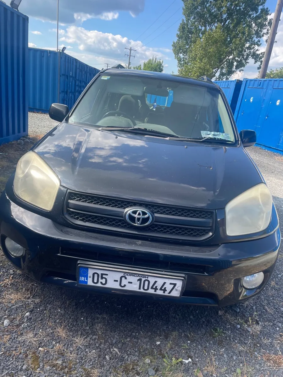 Toyota RAV4 2005 - Image 1