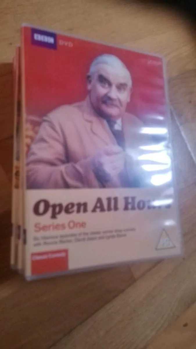 Open all hours complete dvs unwanted gift can post - Image 1