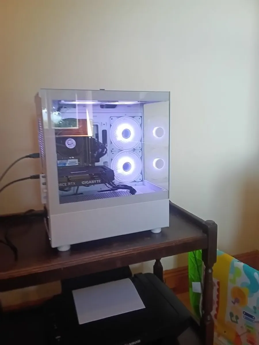 Gaming pc RTX 3060 oc, i510400f, 16gb ram, 1 tb ssd, win 11 - Image 1
