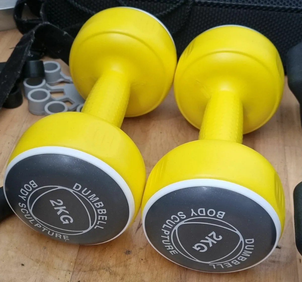 Weights Dumbbells 2x 10 kg & 2x 2 kg Gym Exercise - Image 3