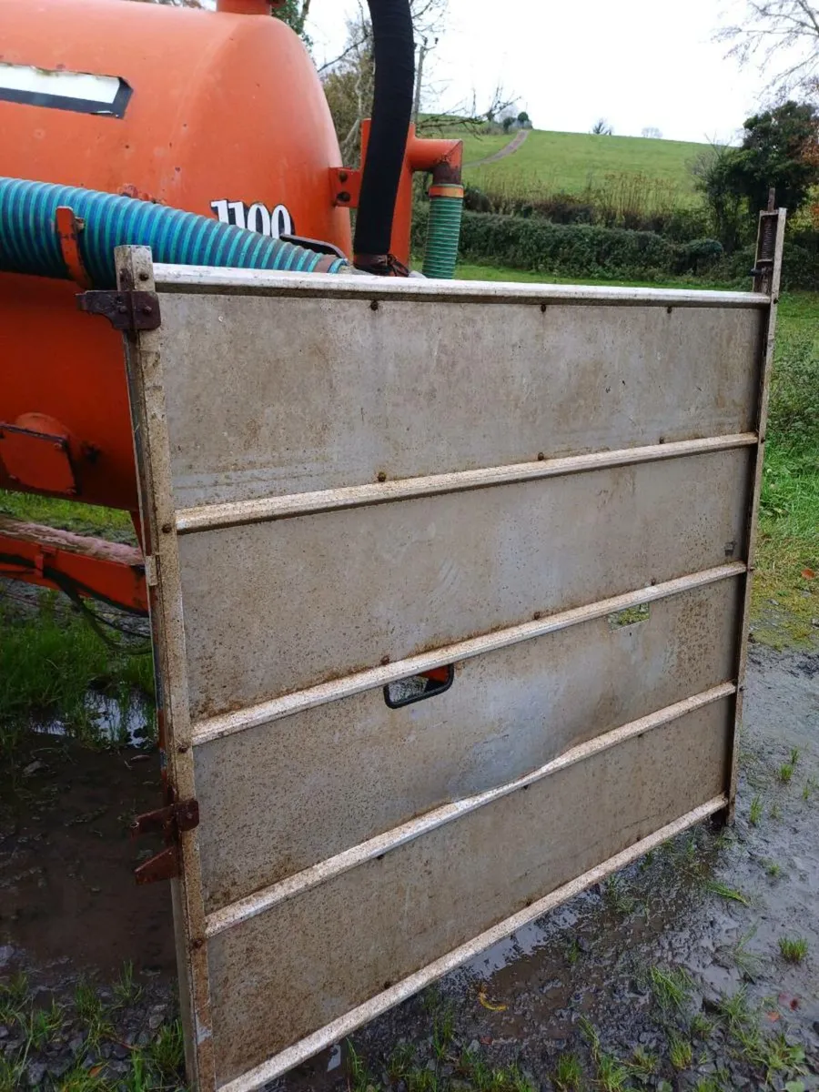 Ifor williams 12ft , 14ft divider gate - Image 2